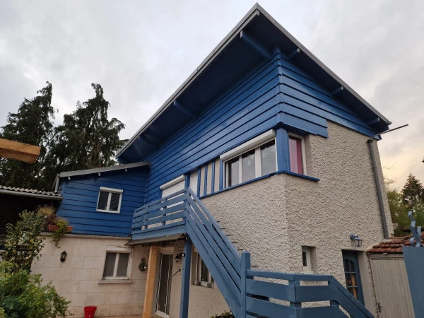 Habillage façade bois et peinture 